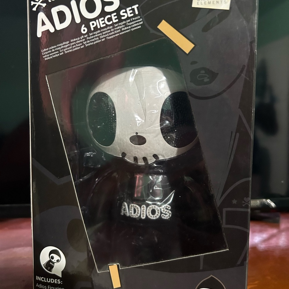 Tokidoki figurine in box